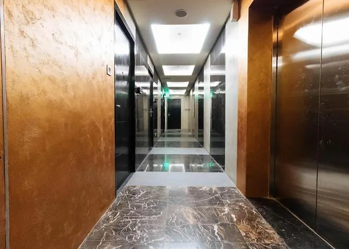 Maxx Makati By Maxihome Land
