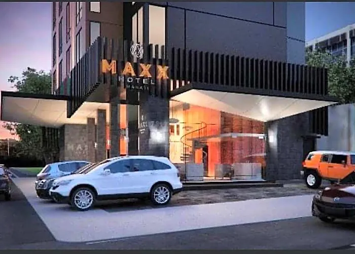Maxx Makati By Maxihome Land Hotel 3*